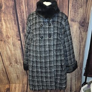 Apt 9 Coat Size 1X Black/White